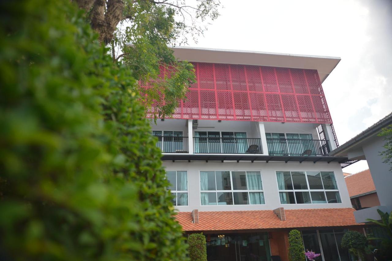 ตำหนักวิลล่า 10 ห้องนอน พร้อมสระว่ายน้ำส่วนตัว Ban Nong Tabaek Exterior foto